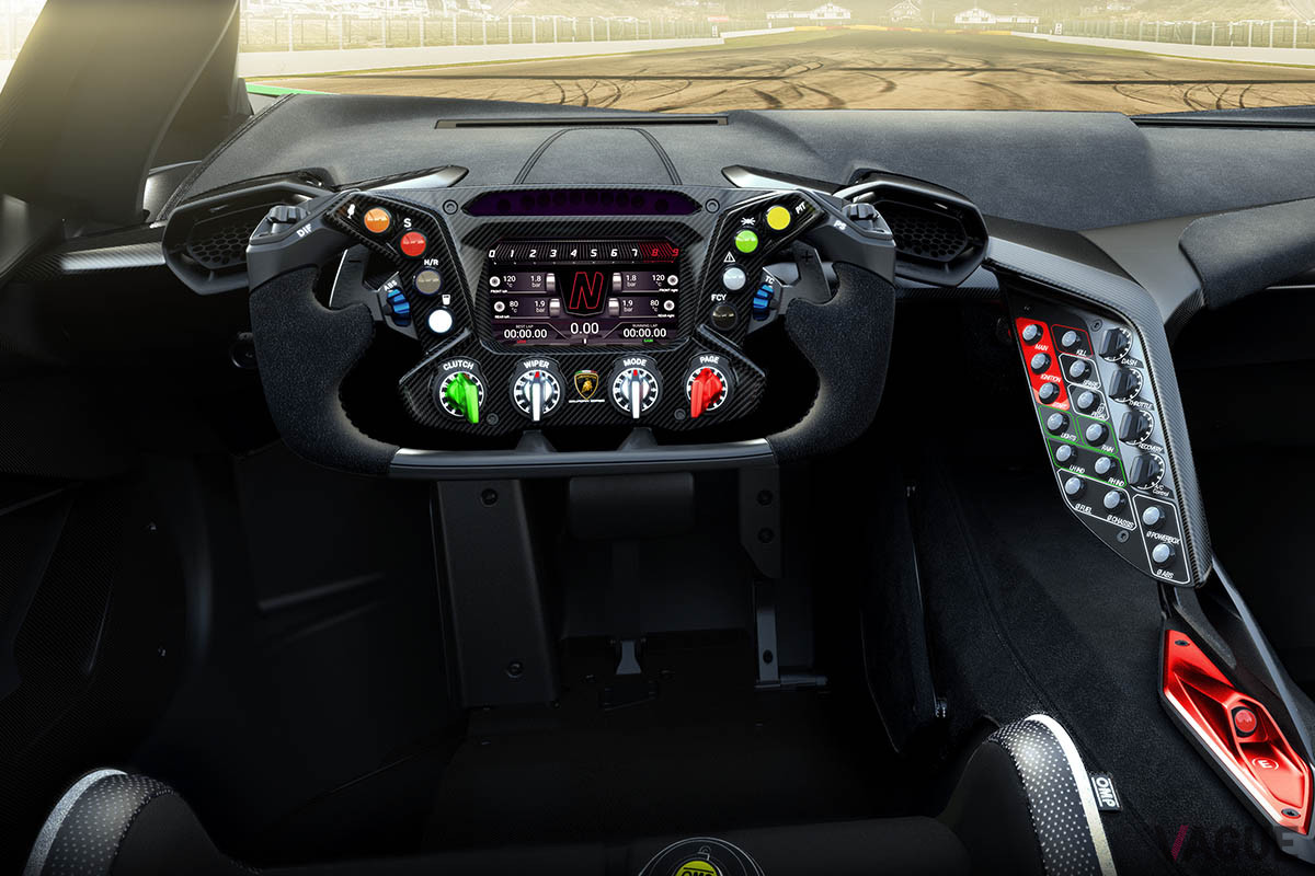 ランボルギーニ「エッセンツァSCV12」