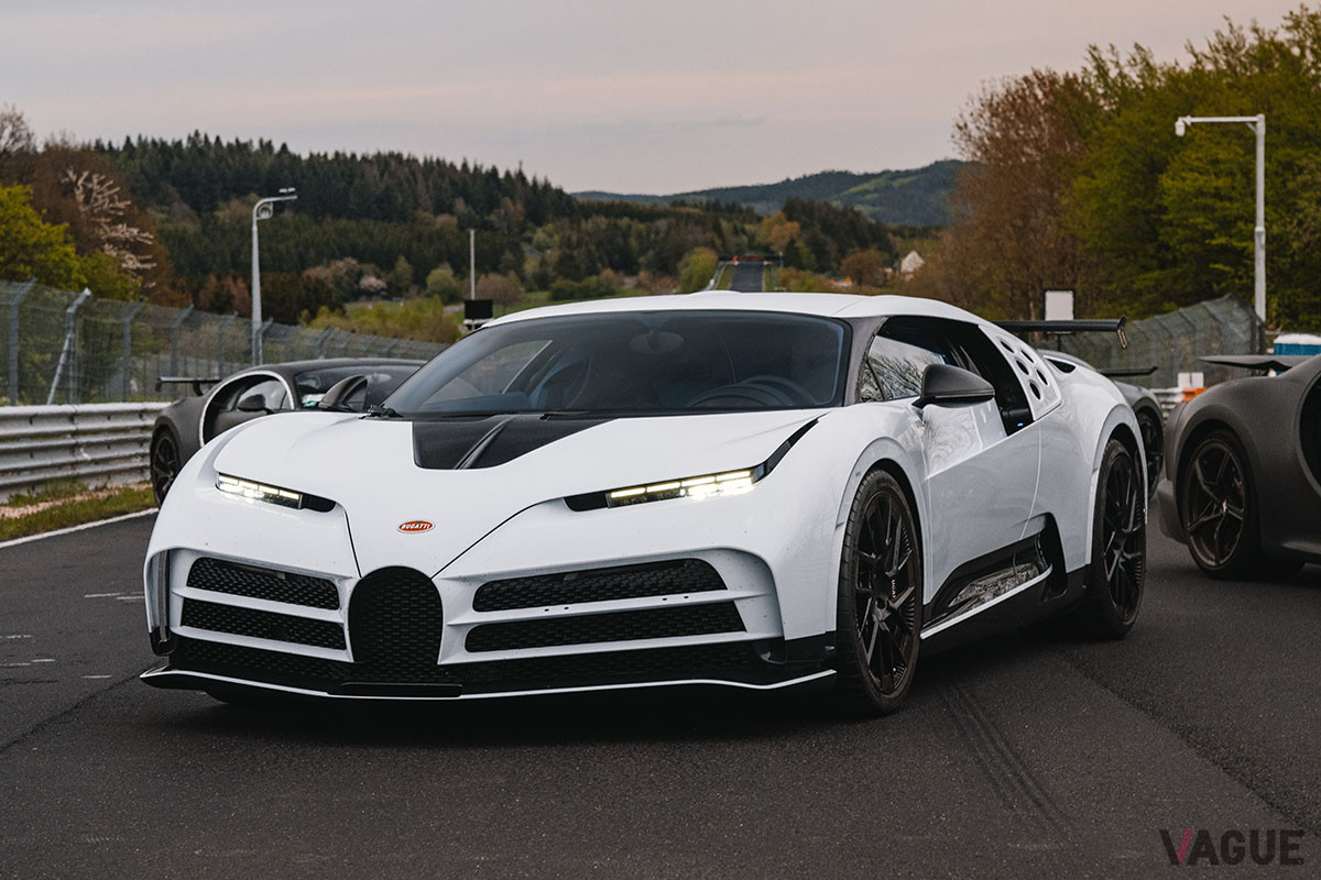 10台限定モデルといえども、日常からサーキットまで使用に耐えうるか厳しくテストされる