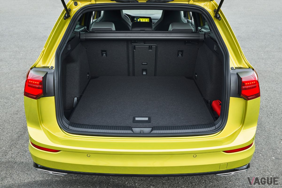 新型「ゴルフヴァリアント」の荷室