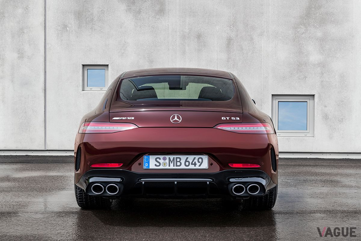 改良新型「メルセデスAMG GT 4ドアクーペ」