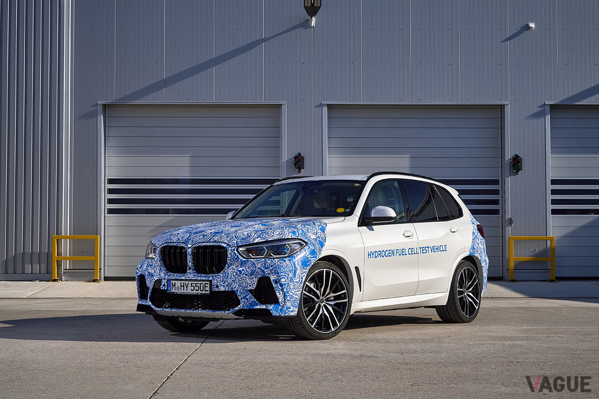 BMWの燃料電池車「BMW iハイドロジェン・ネクスト」