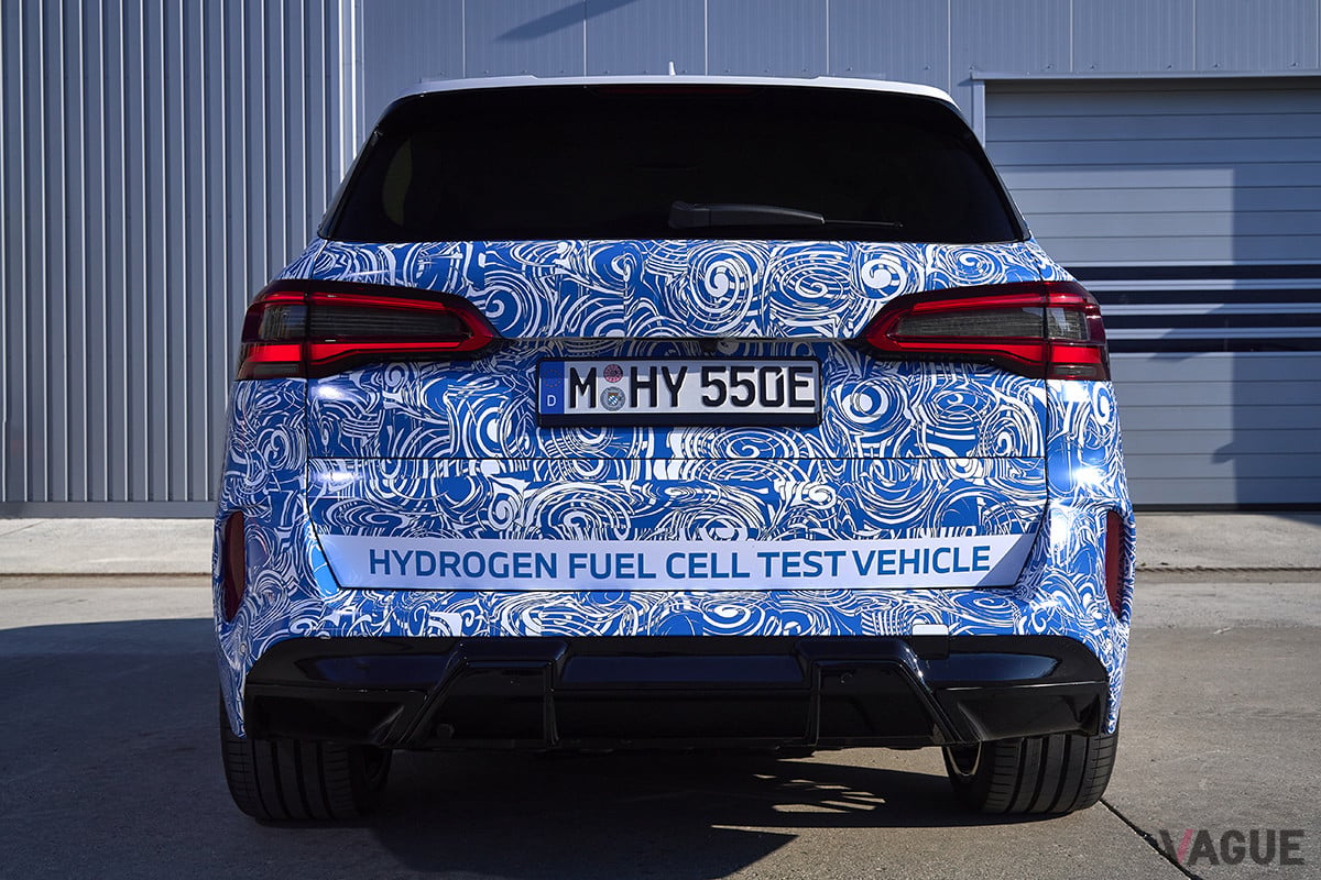 BMWの燃料電池車「BMW iハイドロジェン・ネクスト」