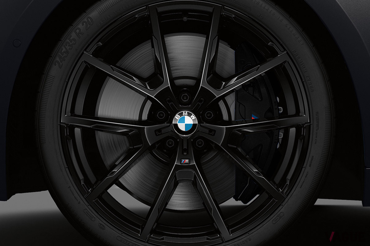Mスポーツ ブレーキキャリパーなどもブラックで統一。写真はBMW「840i グラン クーペ フローズン ブラック エディション」