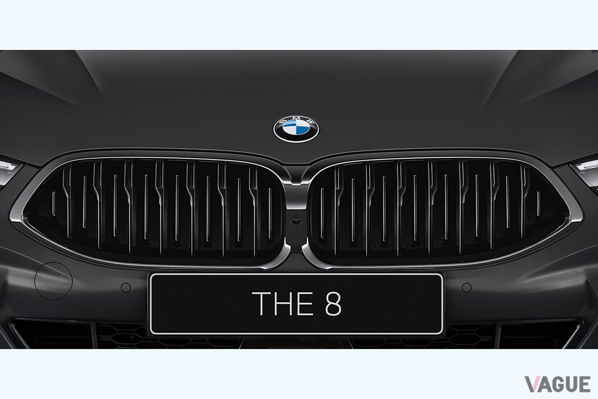 キドニーグリルなどもブラックで統一される。写真はBMW「840i クーペ フローズン ブラック エディション」