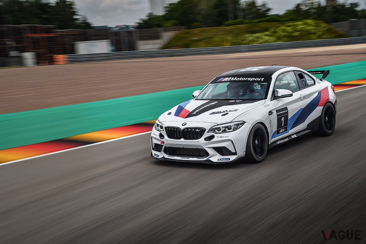 BMW「M2 CSレーシング」