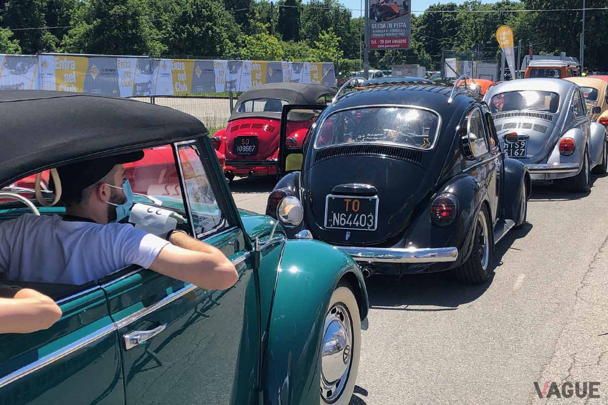 VW マッジョリーノの走行が始まる