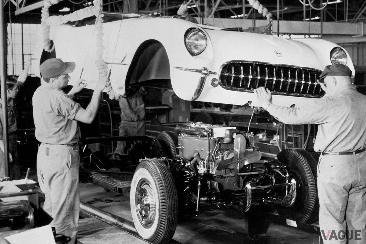 1963年6月30日、ミシガン州フリントで生産された初代「コルベット」