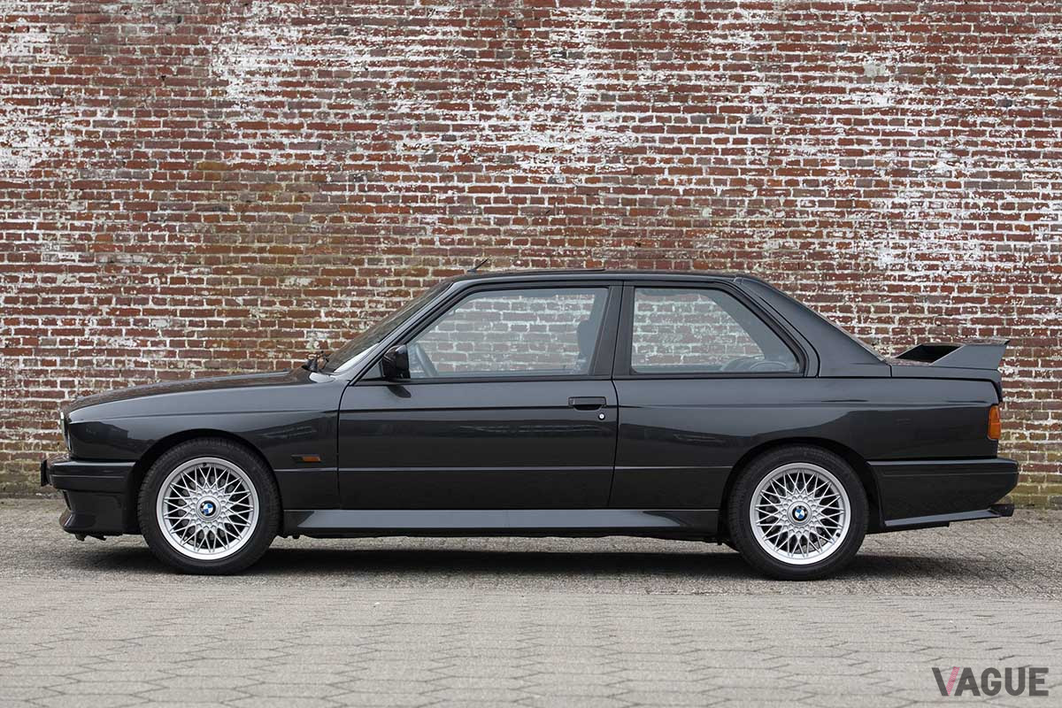 約690万円で落札されたBMW「M3」（C）2021 Courtesy of RM Sotheby's