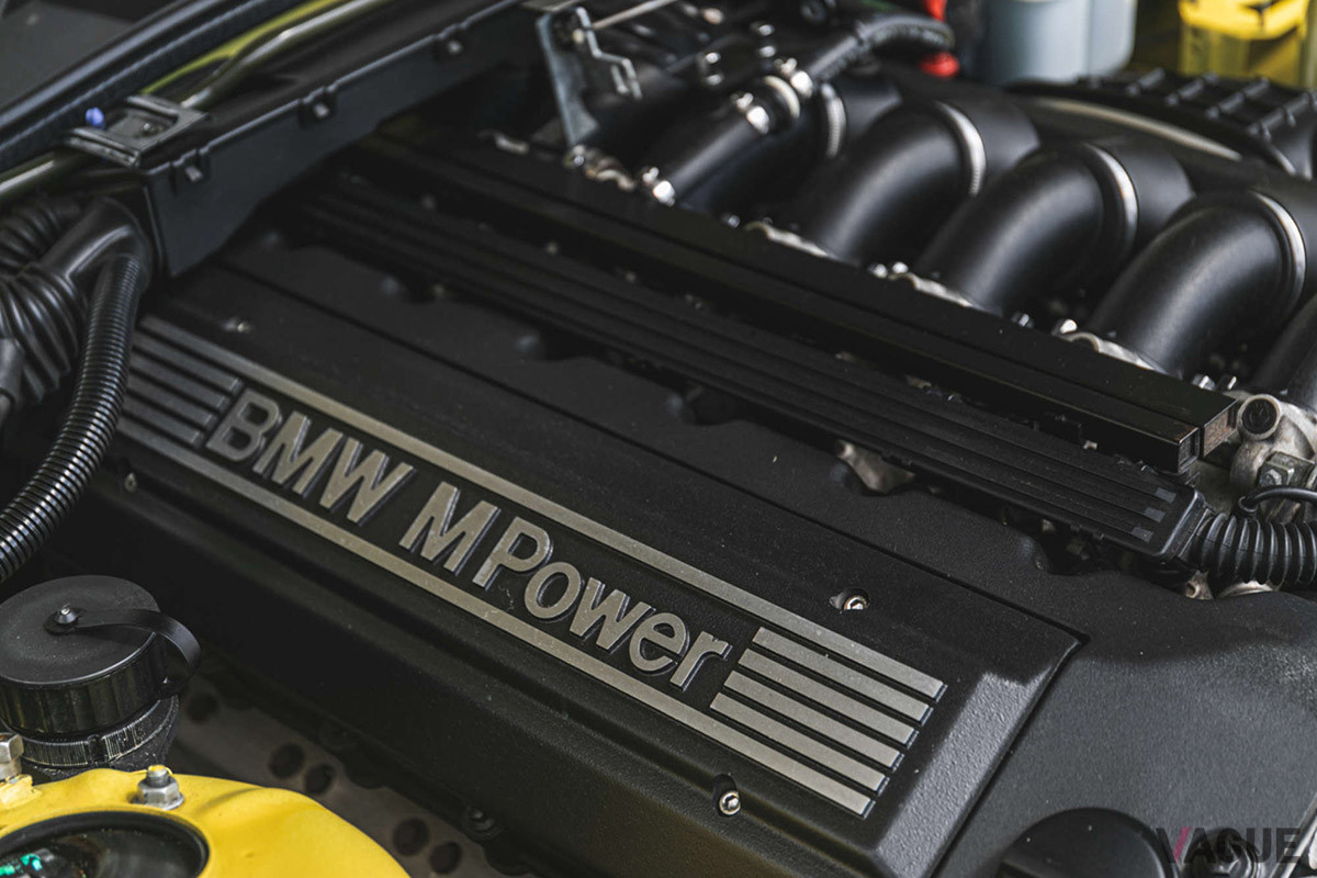 約315万円で落札された、ダカールイエローのBMW「Z3Mロードスター」（C）Silverstone Auctions Limited 2021