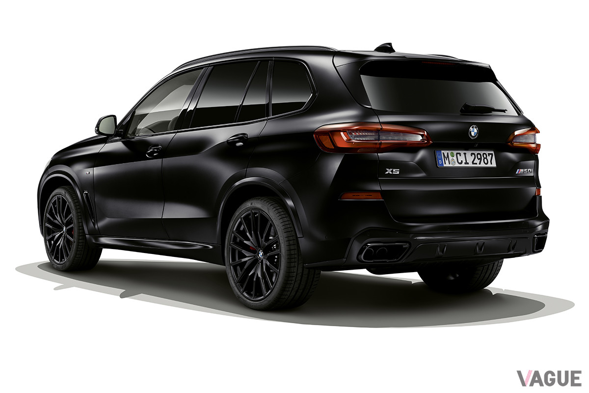 BMW「X5ブラック バーミリオン」