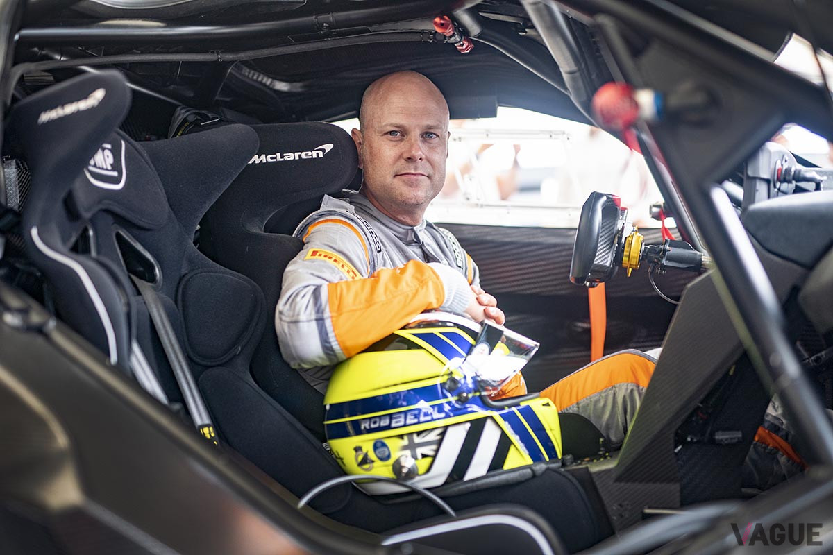 マクラーレン「720S GT3X」を駆る、マクラーレンのファクトリードライバーロブ・ベル氏