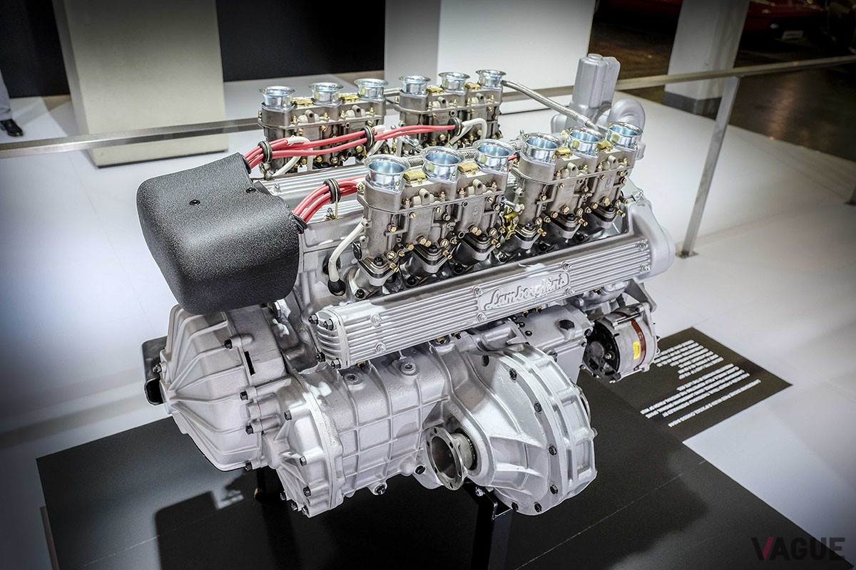 「ミウラP400S」のエンジン