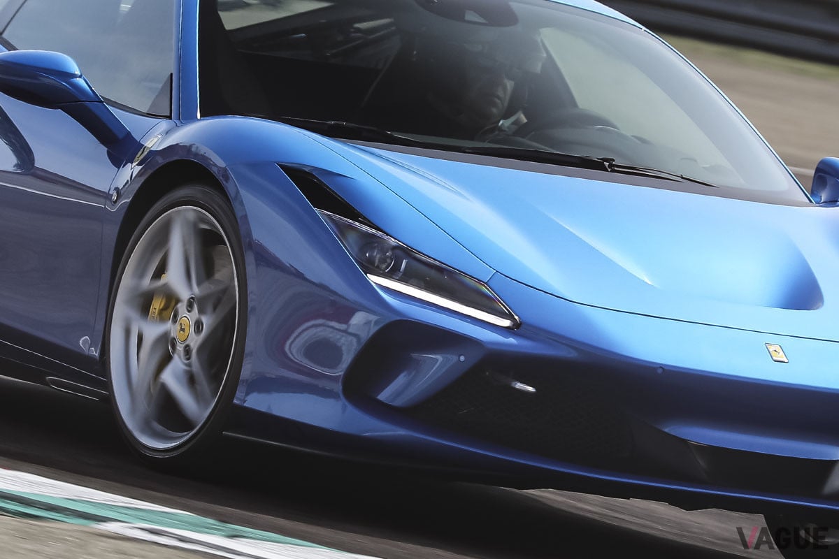 フェラーリ「296GTB」の下剋上的な速さを検証！ フィオラーノ