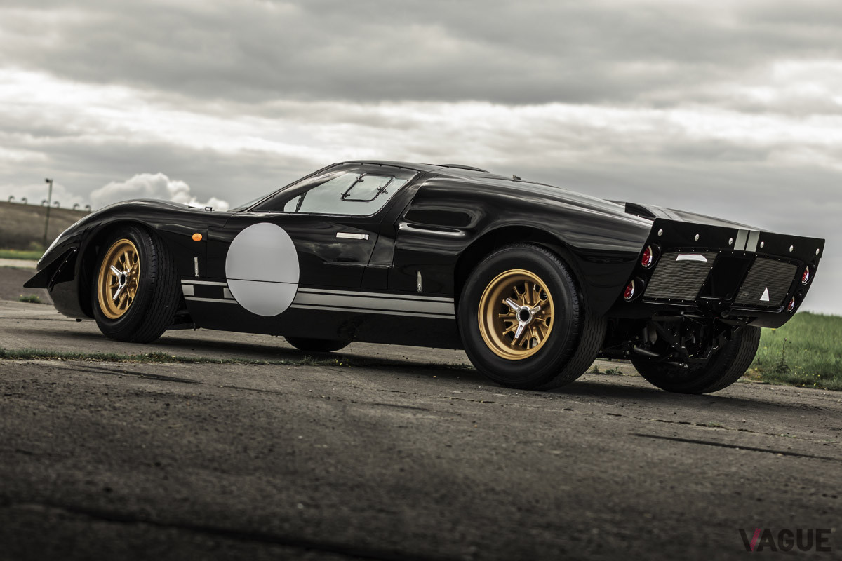 細部に至るまで、「GT40」そのもののような作り込み