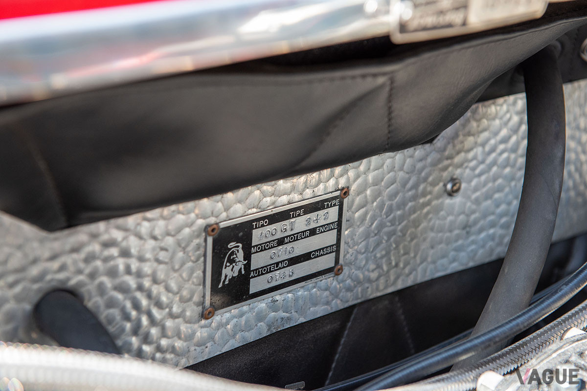 約5800万円で落札されたランボルギーニ「400GT 2+2」（C）2021 Courtesy of RM Sotheby's