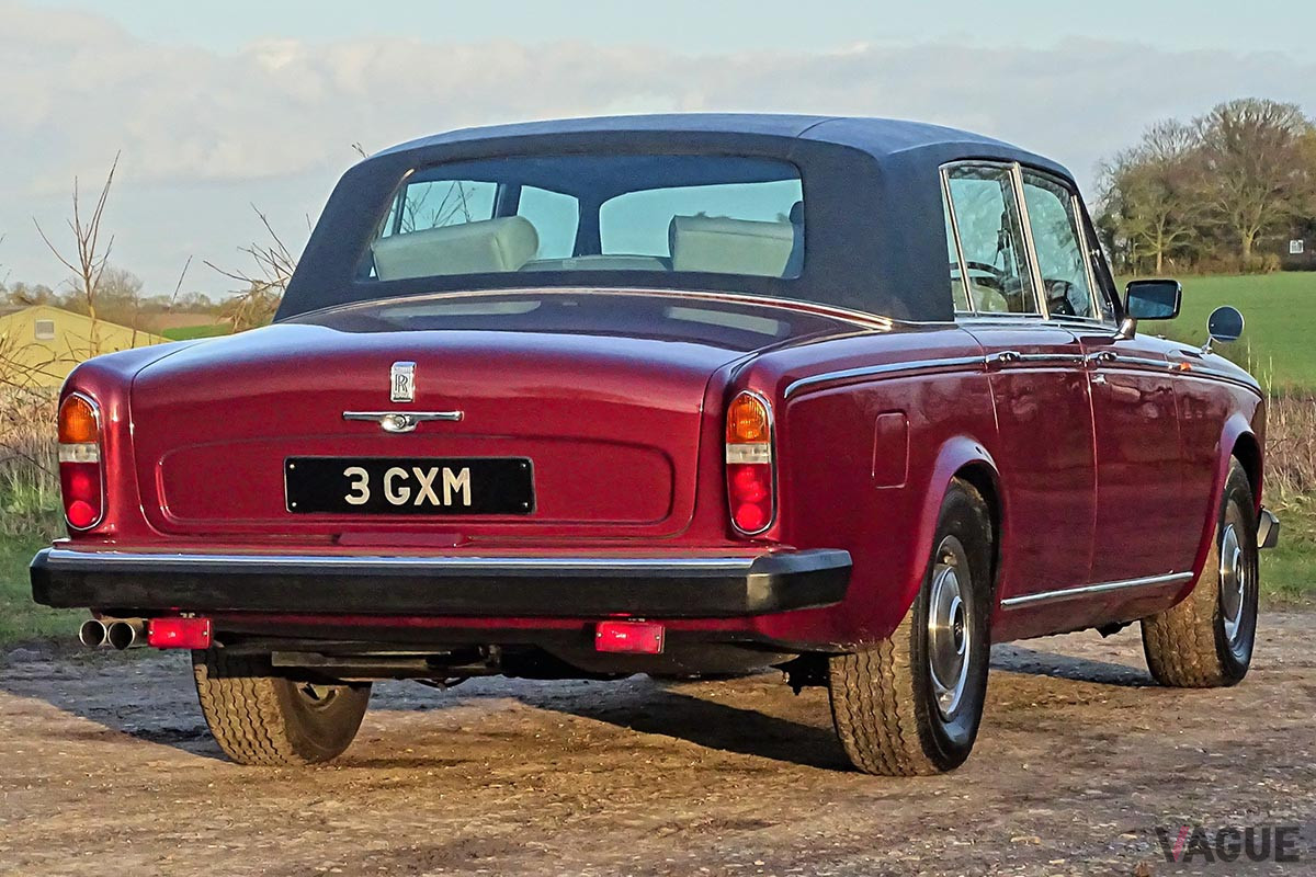 現在、継続販売中のマーガレット王女の「シルバーレイスII」（C）H&H's auctions