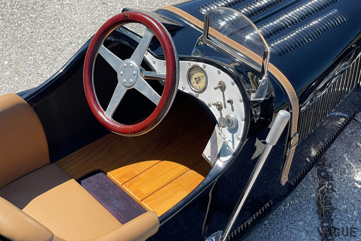 約330万円で落札された、ブガッティ「タイプ35 グランプリ チルドレンズ・カーby HARRINGTON」（C）2021 Courtesy of RM Sotheby's