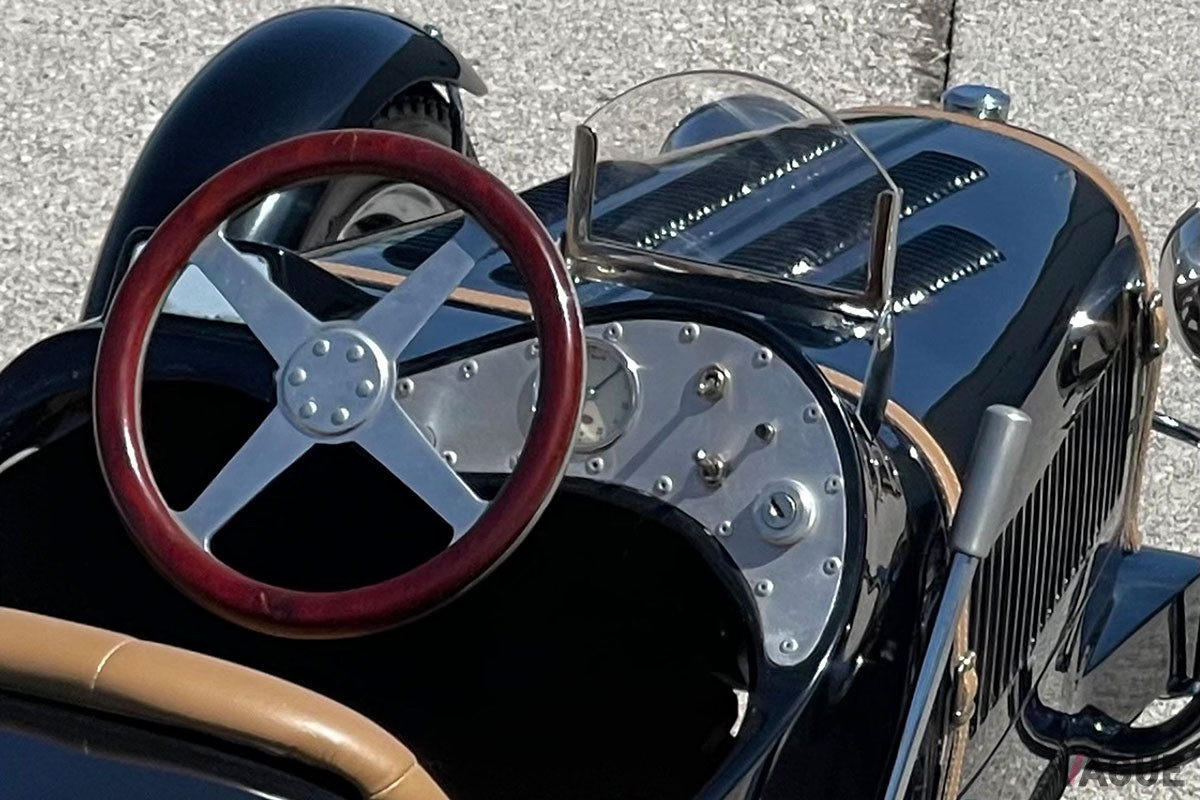 約330万円で落札された、ブガッティ「タイプ35 グランプリ チルドレンズ・カーby HARRINGTON」（C）2021 Courtesy of RM Sotheby's