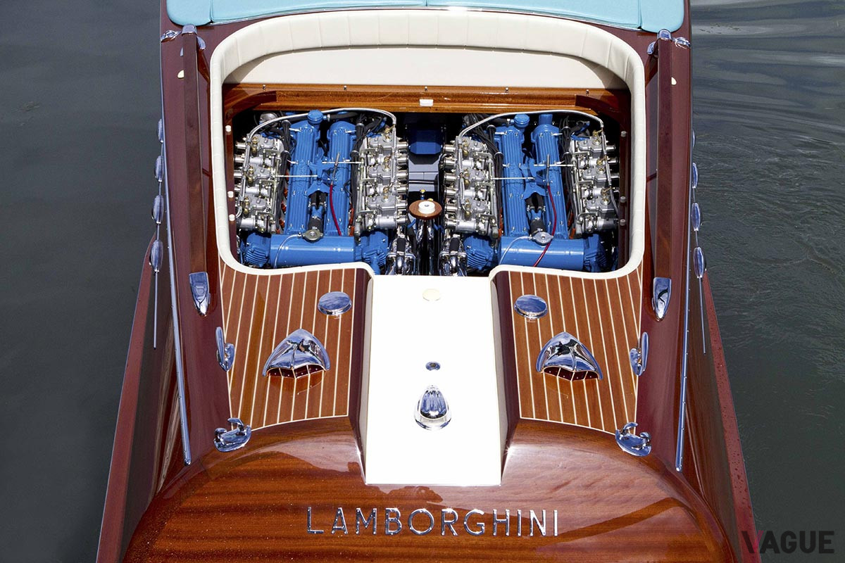 リーヴァ・アクアラマ・ランボルギーニのエンジンは、「350GT」用の3.5リッターV12エンジンを2機がけ