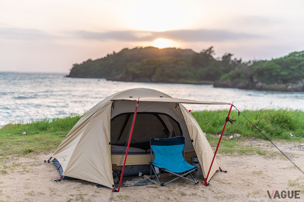 海の向こうに夕焼けを見ながらのキャンプは別格です