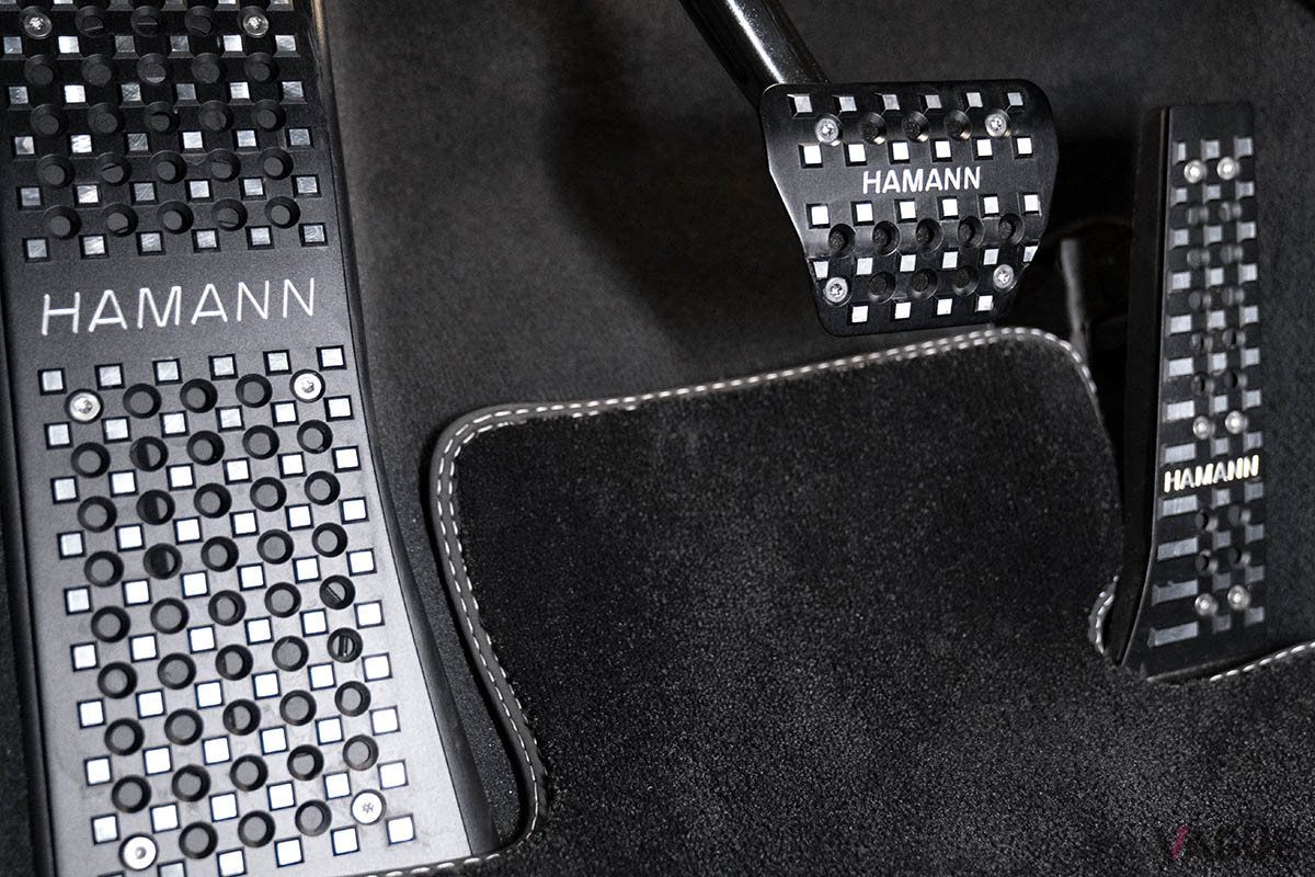 アクセルペダル、ブレーキペダル、フットレストの3点セット