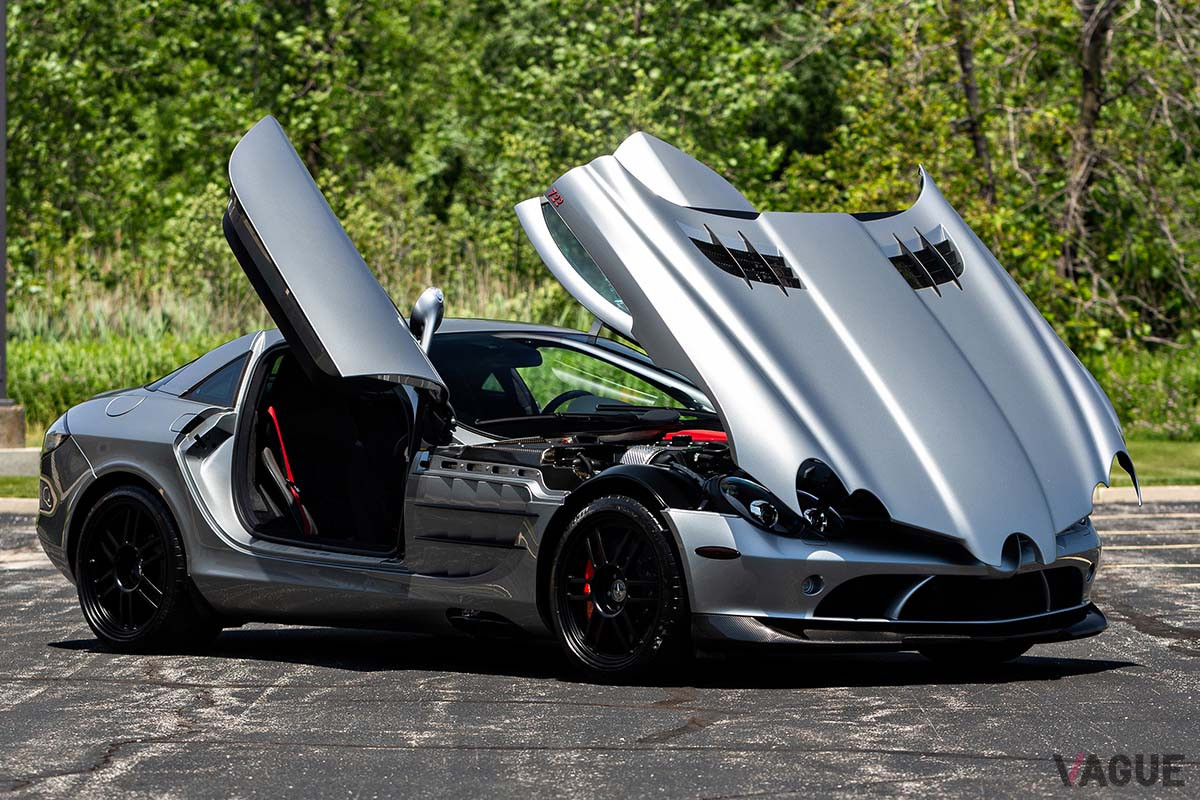 約6600万円で落札されたメルセデス・ベンツ「SLRマクラーレン722エディション」（C）2021 Courtesy of RM Sotheby's