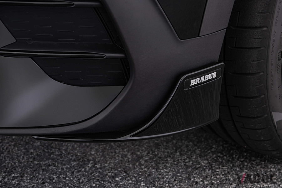 サイドのコンパクトなカナードにブラバスのロゴが描かれている