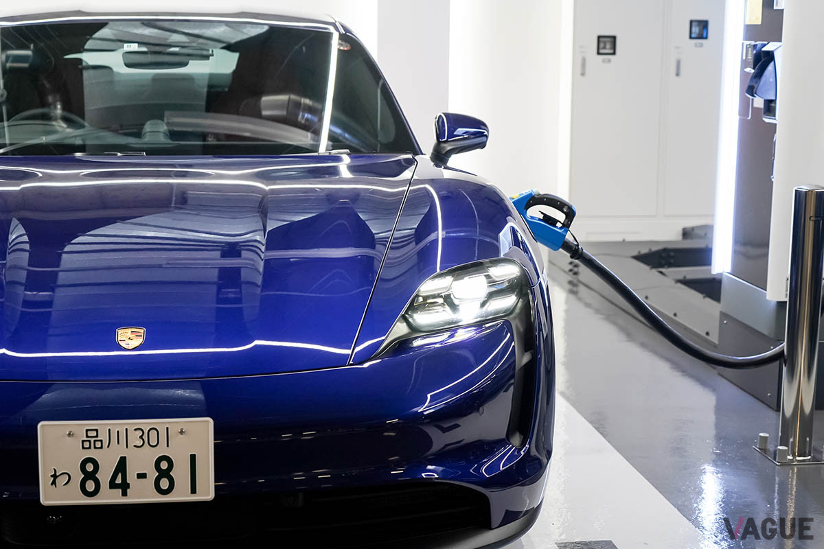 ポルシェドライブレンタルのラインナップに加わったフル電動スポーツカー「タイカン4S」