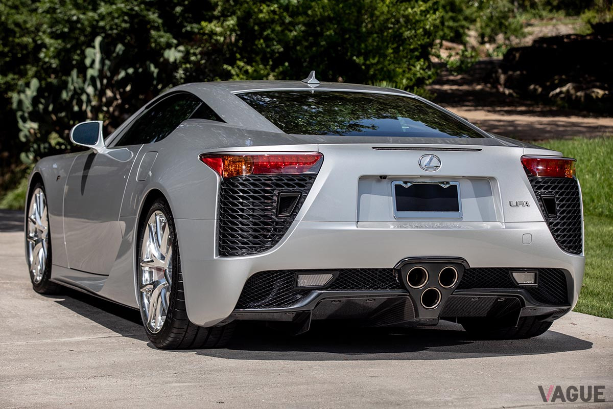 81万9000ドル（約8950万円）で落札されたレクサス「LFA」（C）2021 Courtesy of RM Sotheby's