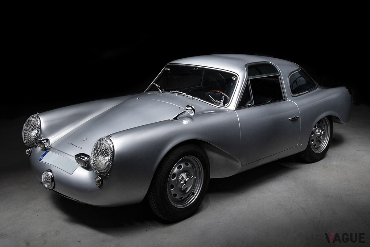 約8200万から1億1000万円というエスティメートがつけられていたグルックナー・ポルシェ「356カレラ1500クーペ」（C）2021 Courtesy of RM Sotheby's
