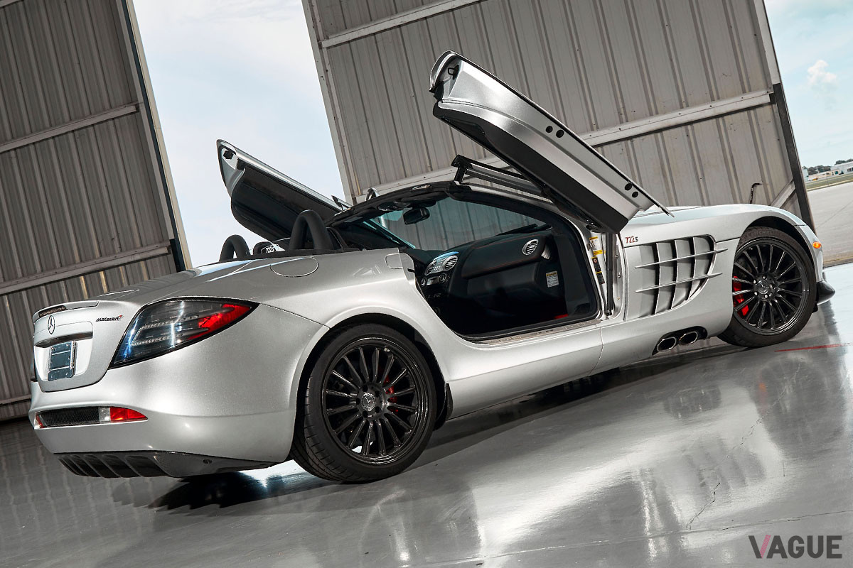 約8500万円で落札されたメルセデス・ベンツ「SLRマクラーレン722Sロードスター」（C）2021 Courtesy of RM Sotheby's