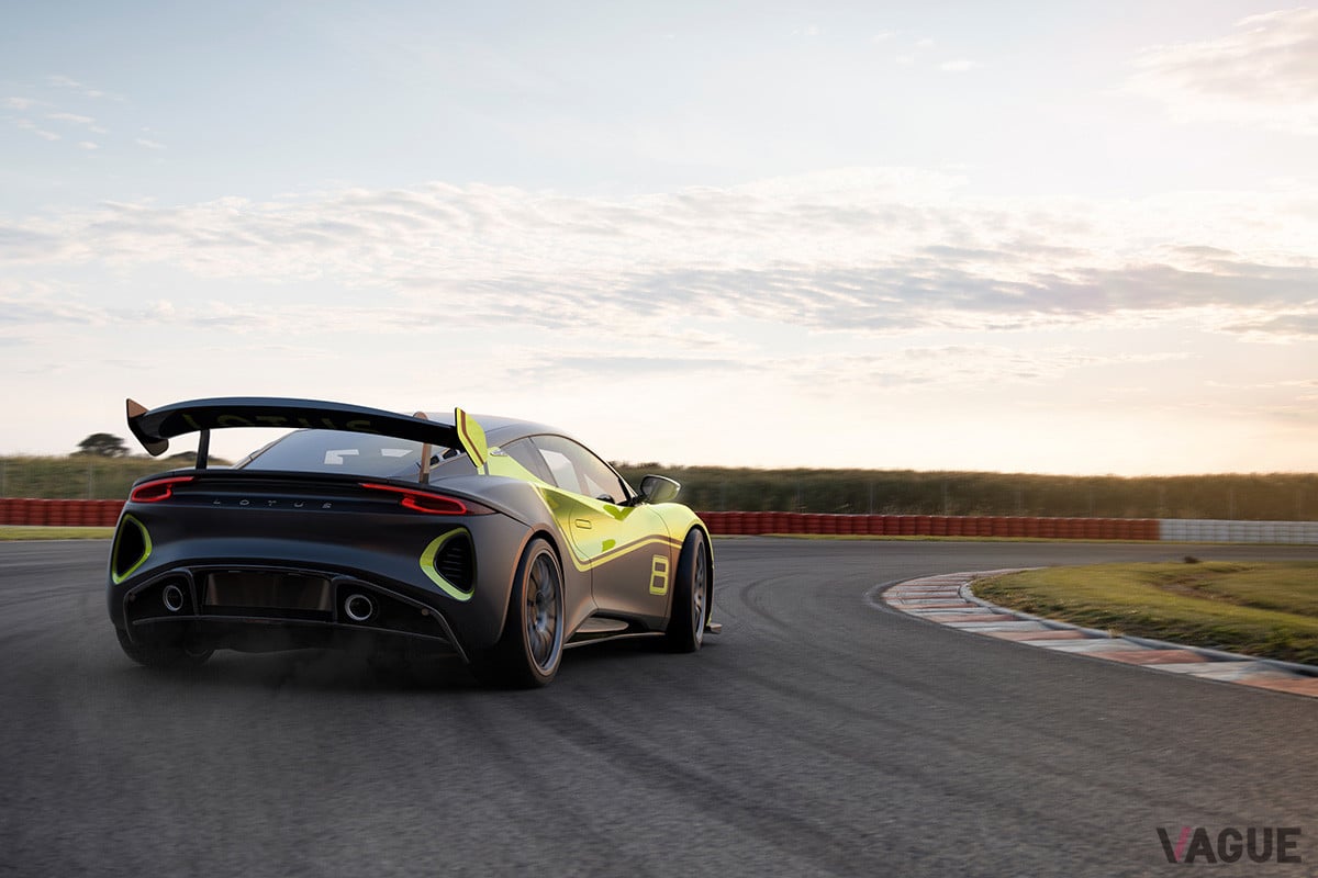 巨大なGTウイングが装着された「エミーラ GT4」