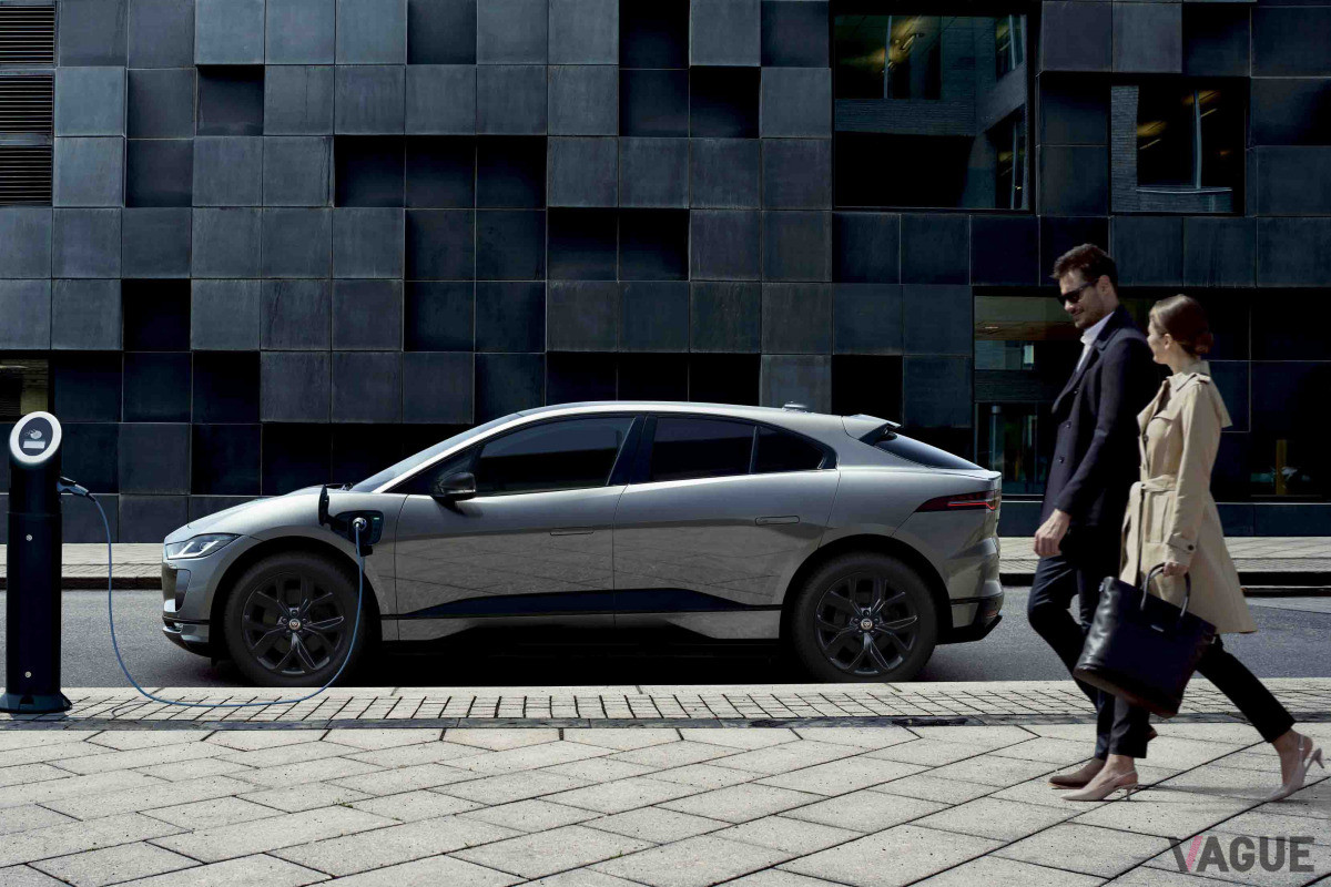 ジャガー「I-PACE」BLACK EDITION