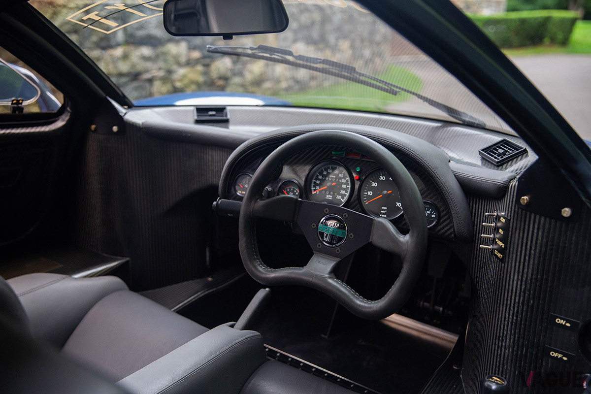 およそ2億円で落札されたジャガー「XJR-15」（C）2021 Courtesy of RM Sotheby's
