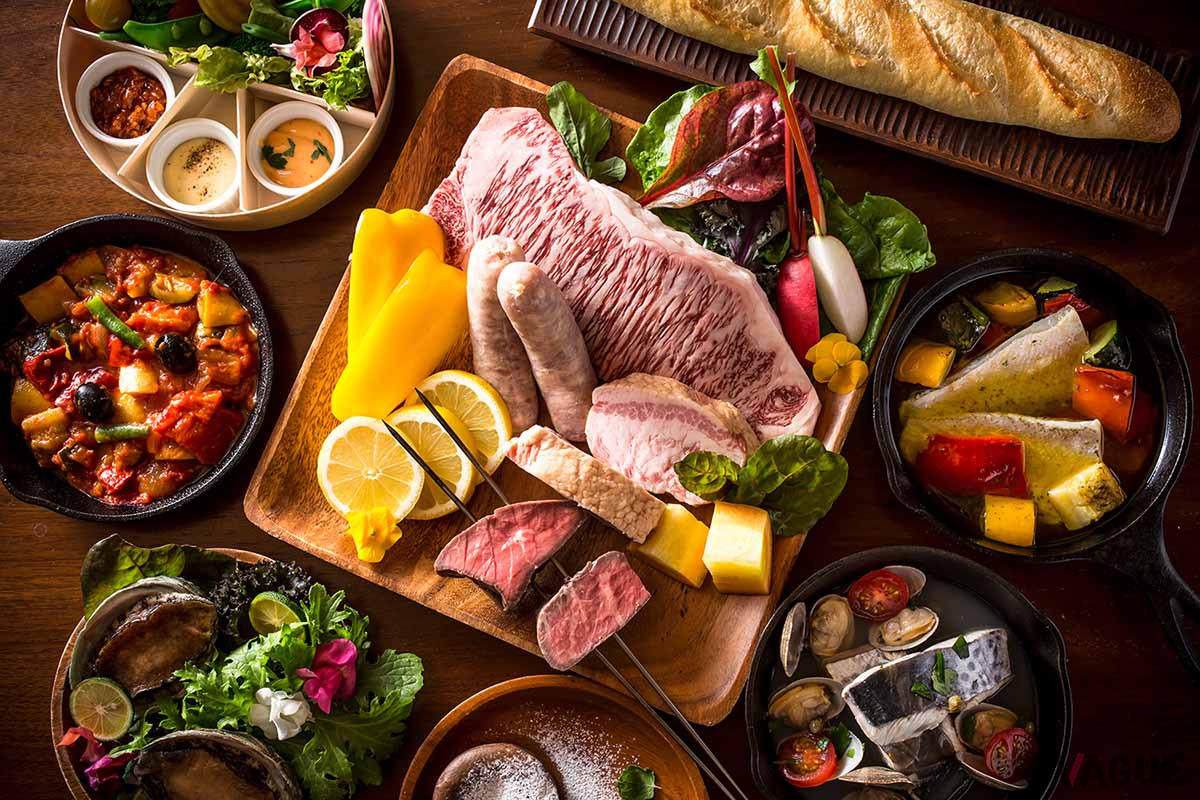 食材の宝庫とされる淡路島のブランド食材を中心としたグランピングBBQも用意される