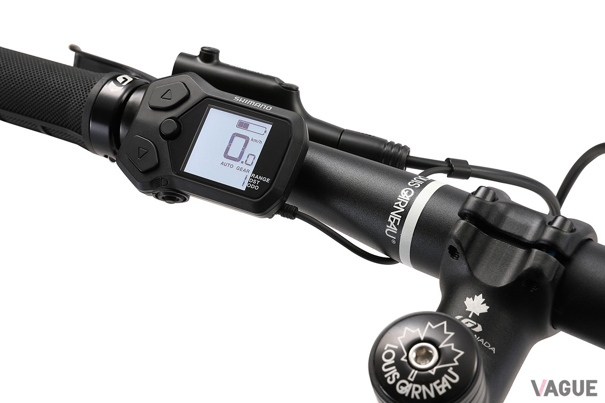 ミニベロ仕様に合わせてコンパクトタイプのサイクルコンピュータを搭載する「EASEL-E」