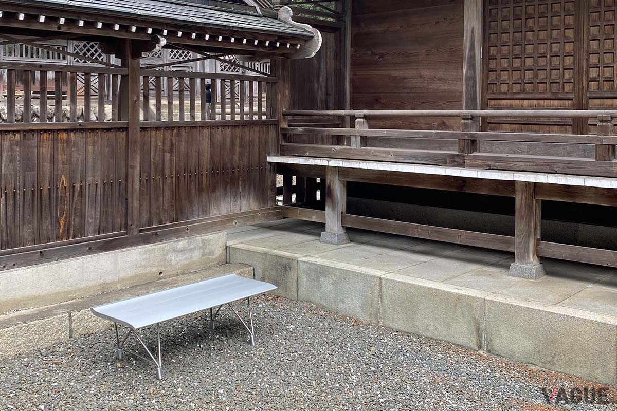 寺社仏閣などの木造建築との相性もよい