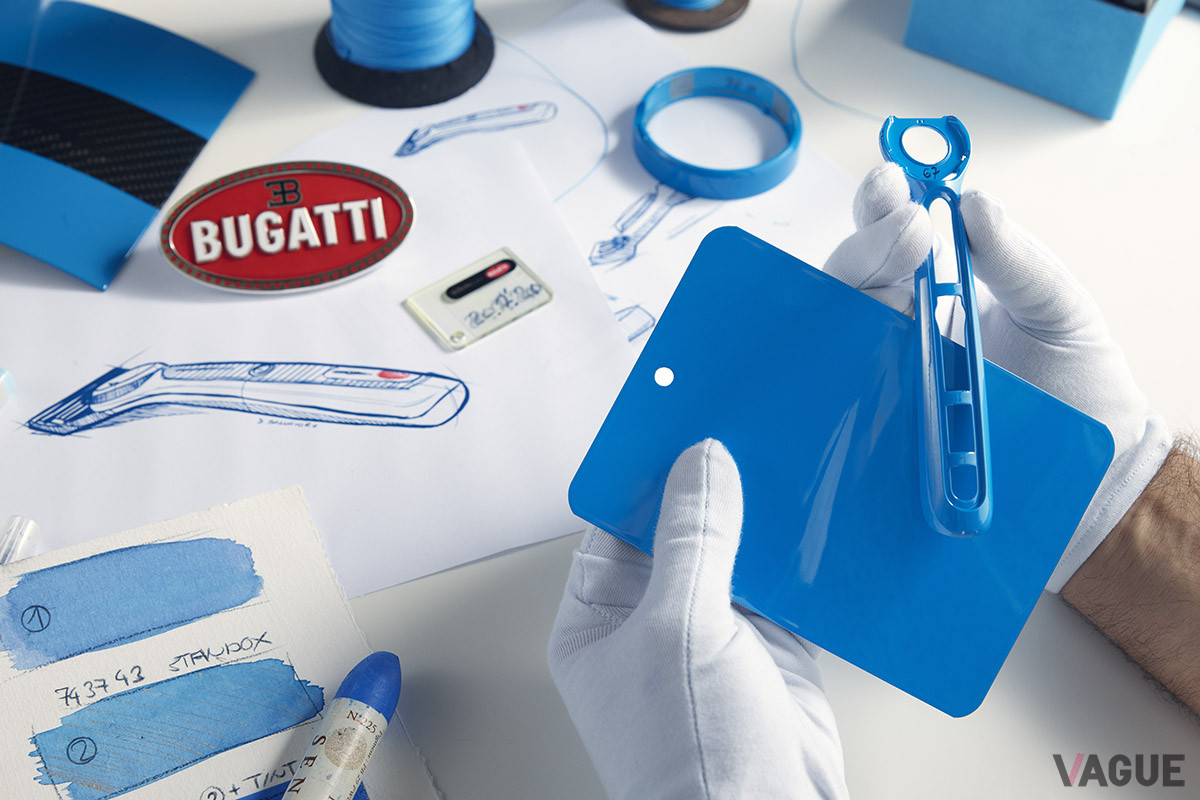 カラーリングはフランスのレーシングカラーであった「Bugatti Agile Bleu（ブガッティ・アジャイル・ブルー）」を採用