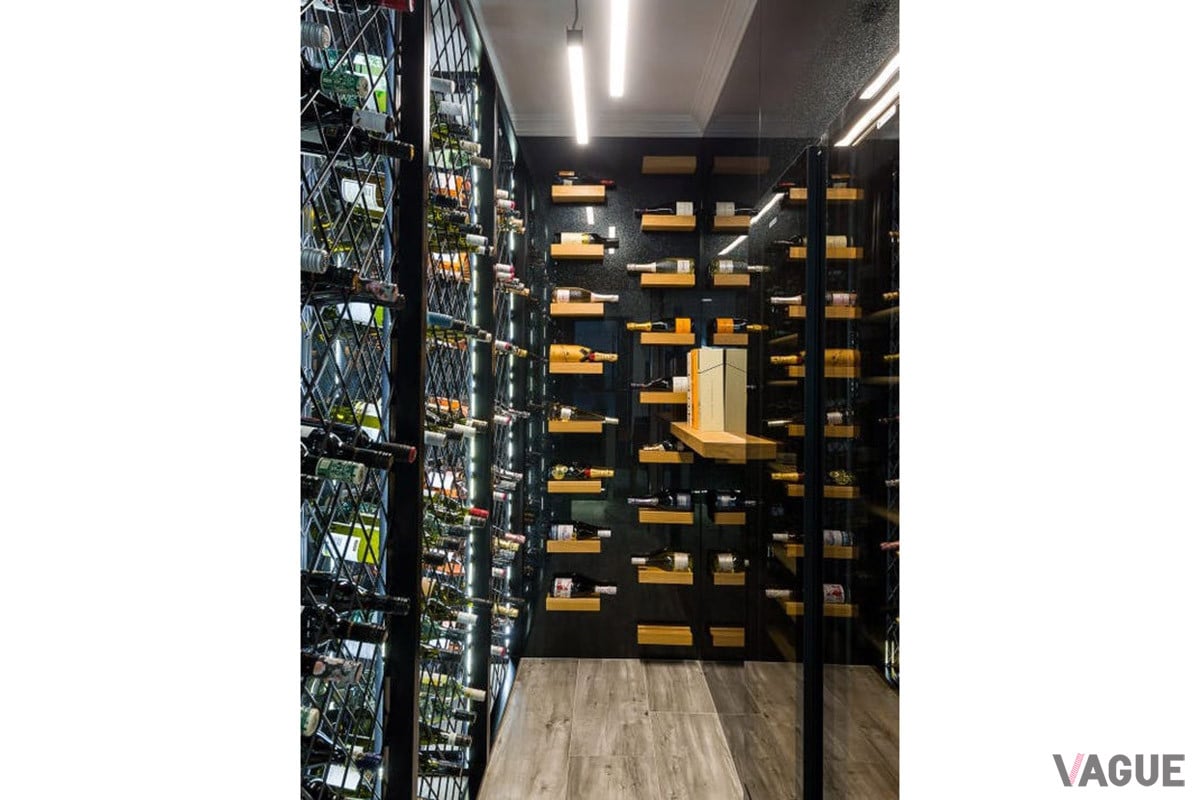 富裕層には欠かせない広大なワインセラー（C）realestate