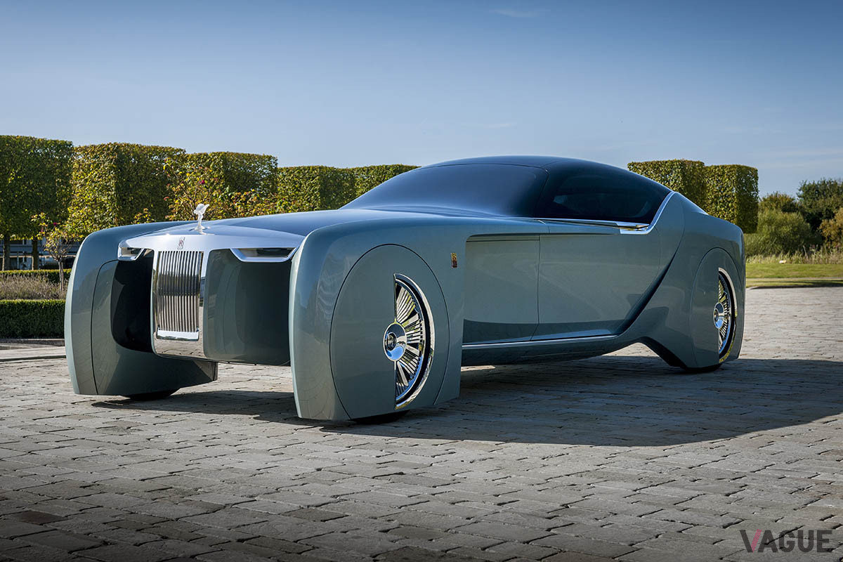 2016年に発表された、完全自動走行を想定した試作車「103EX」