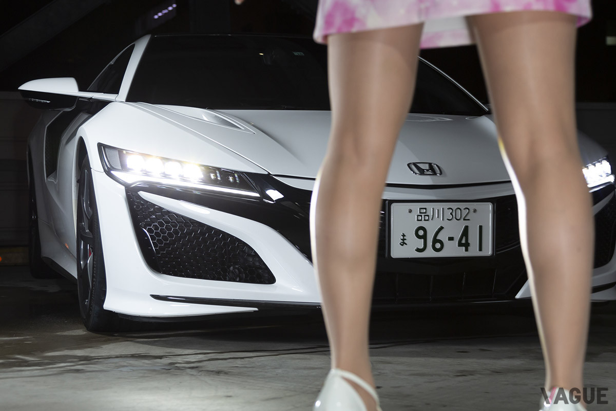 ロー＆ワイドな車体の取り扱いには気を使いますが、運転している時の見切りが良く不自由さを感じません