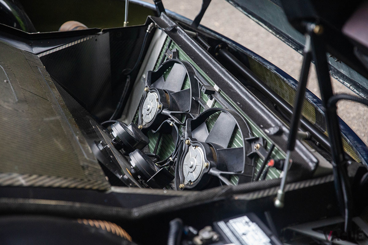 およそ2億円で落札されたジャガー「XJR-15」（C）2021 Courtesy of RM Sotheby's