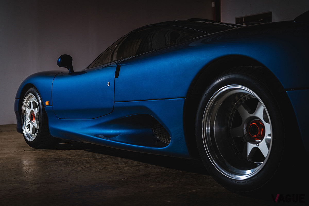 およそ2億円で落札されたジャガー「XJR-15」（C）2021 Courtesy of RM Sotheby's