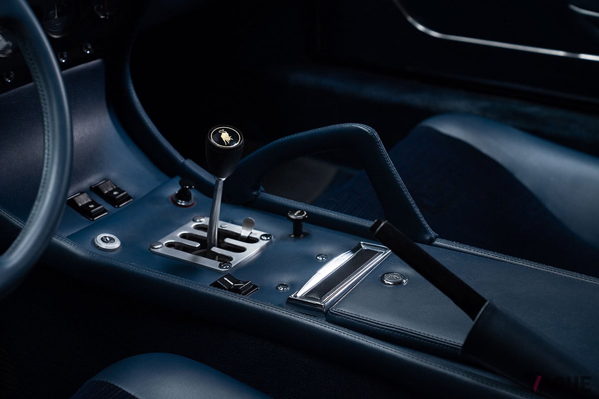 約2億3085万円で落札されたランボルギーニ「ミウラP400S」（C）2021 Courtesy of RM Sotheby's