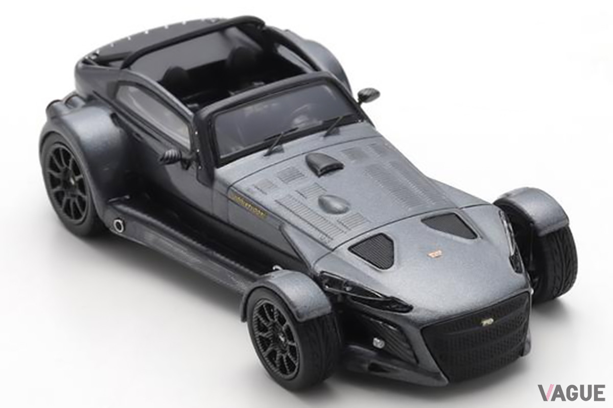 1／43サイズのミニチュアカーは、69.95ユーロ