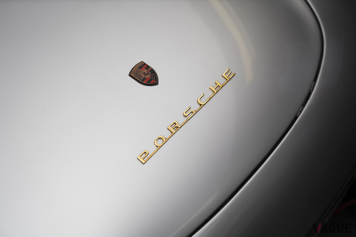 約4億1700万−4億6170万円というエスティメートが付けられていた1955年製ポルシェ「550スパイダー」（C）2021 Courtesy of RM Sotheby's