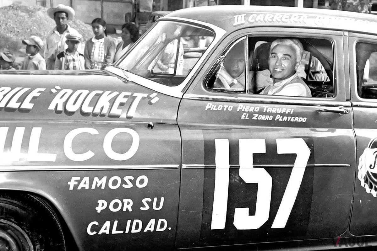 1952年のカレラ・パナメリカーナにオールズモビル88で出走、結果は17位