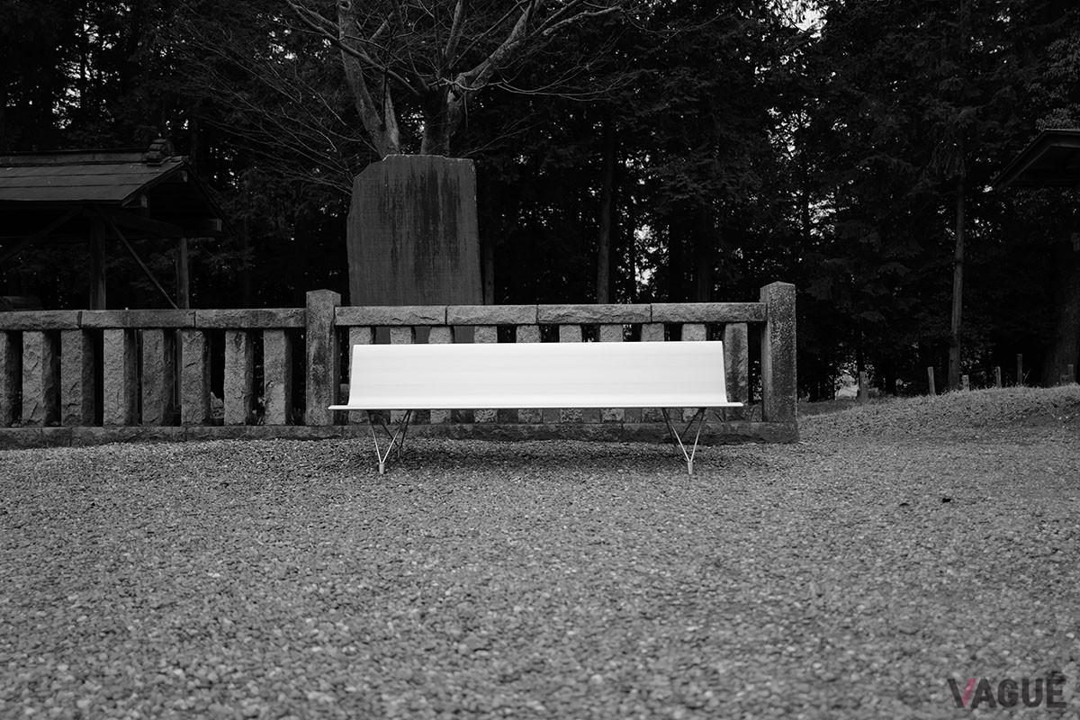 アルミニウムとステンレススチールであるため、屋内でも屋外でも場所を選ばずに使用できる