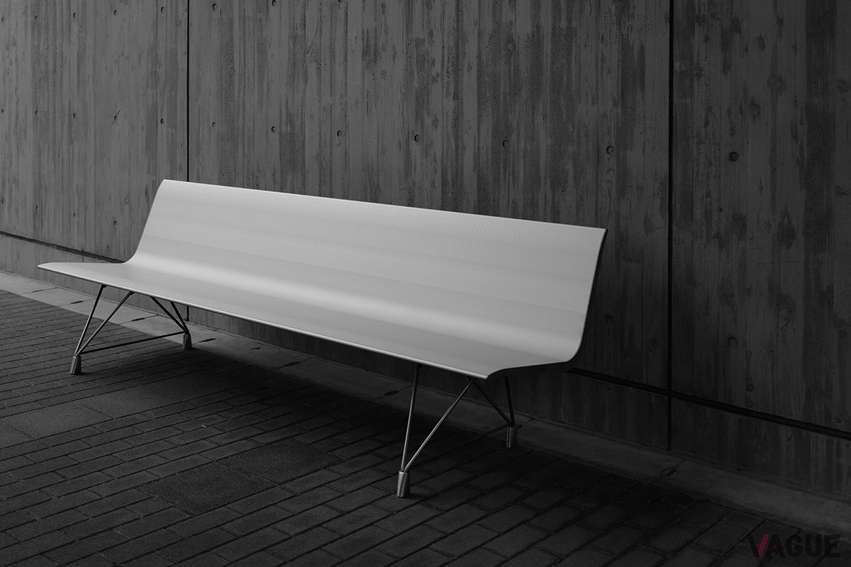 アルミニウムとステンレススチールであるため、屋内でも屋外でも場所を選ばずに使用できる