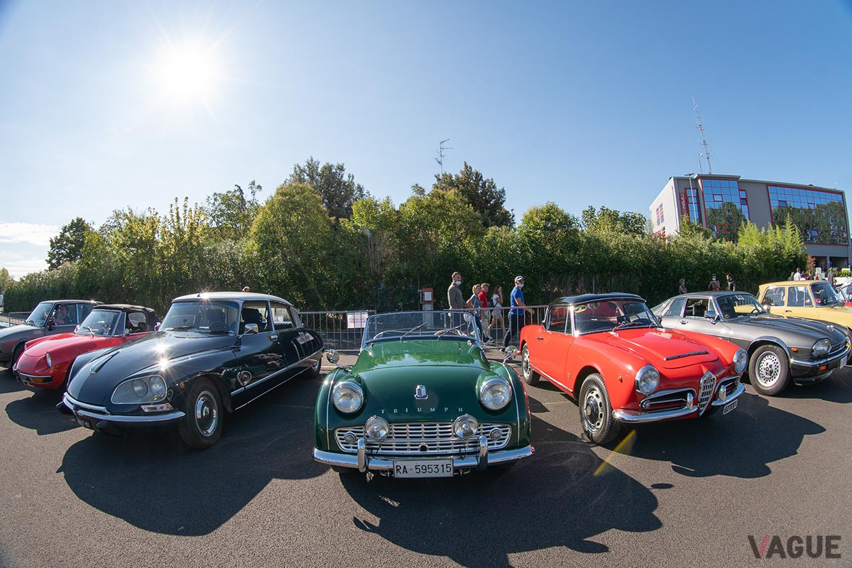 ACIストリコ主催のヒストリックカーパレード